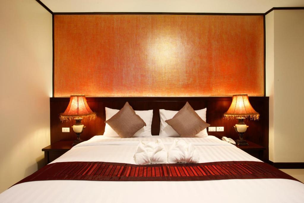 Orchid Resortel Patong Habitación foto